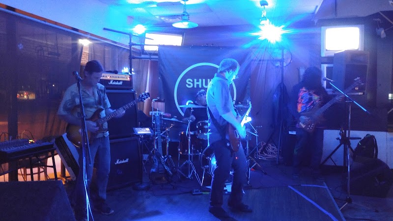 R Pub photo 3