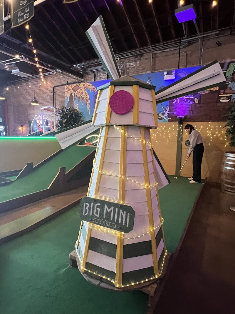 Big Mini Putt Club — Miniature Golf Course in Chicago