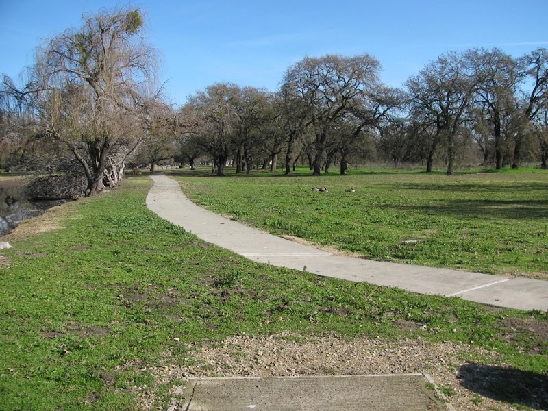 Oak Grove Gold Disc Golf Course photo 2