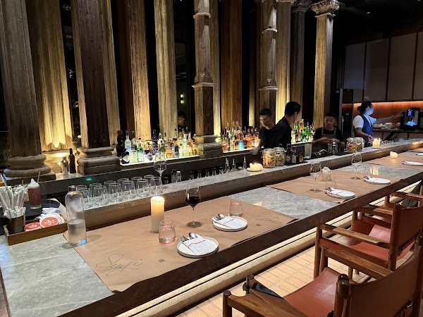 Raw (formerly Raw Kitchen Hall)