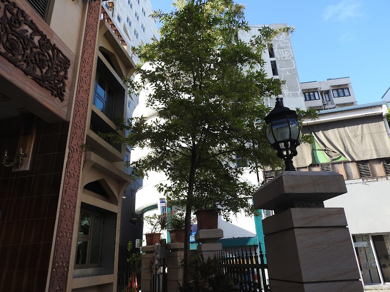 Masjid Al-Sultan Mohamed Imaadhudheen photo 6