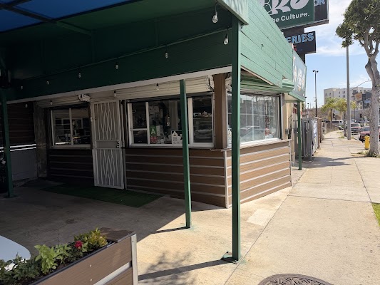KUKU Cafe
