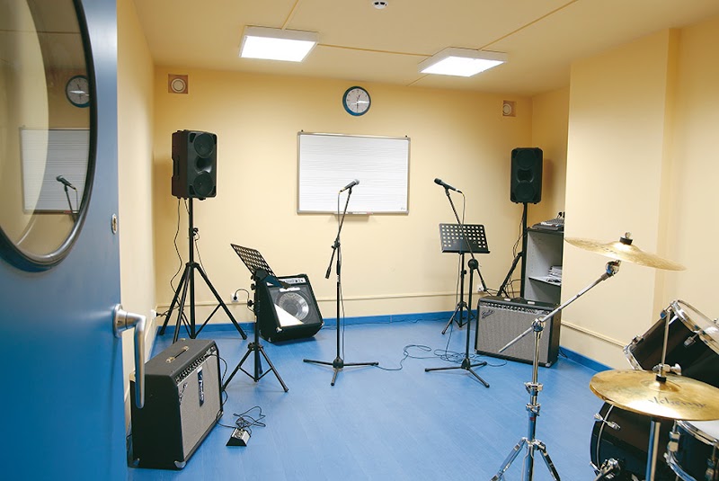 Academia de Música Contemporánea & Artes