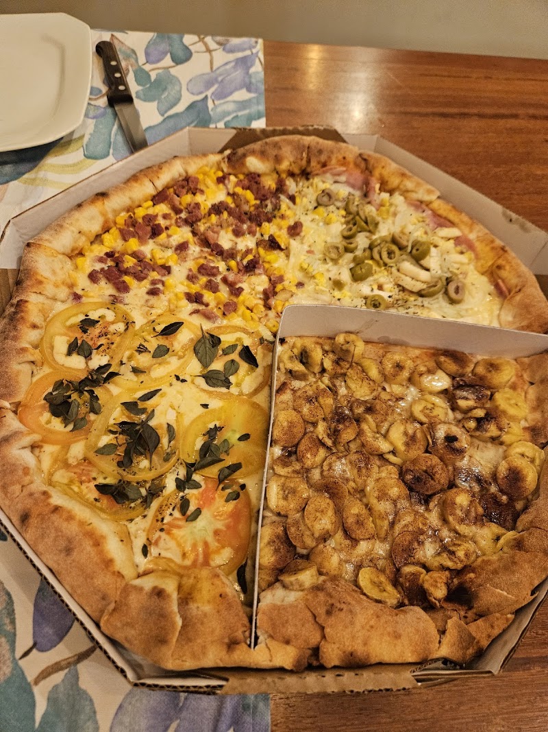 Foto de Pizzaria Nova Vicenza: Pizzas, Combos, Forno a Lenha, Delivery em Curitiba PR