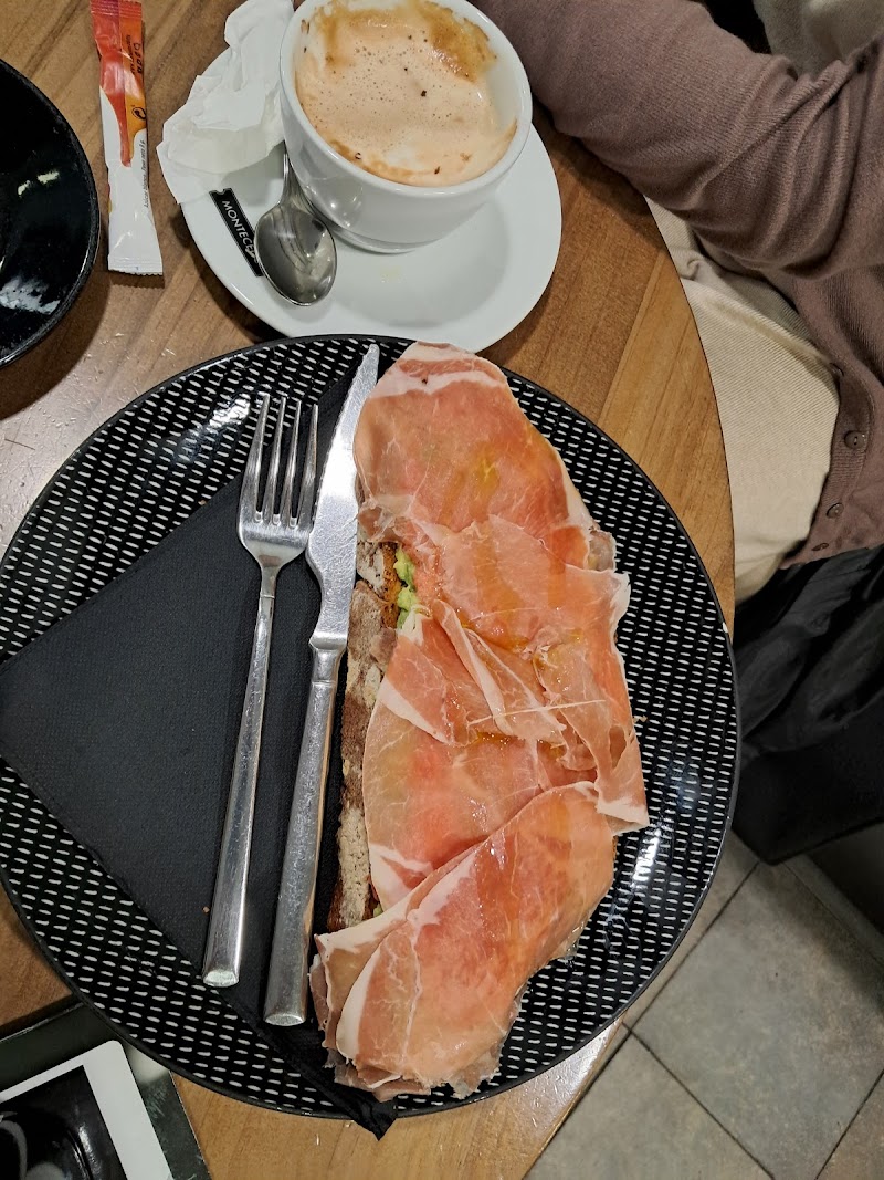 Café gin o rollo photo 5