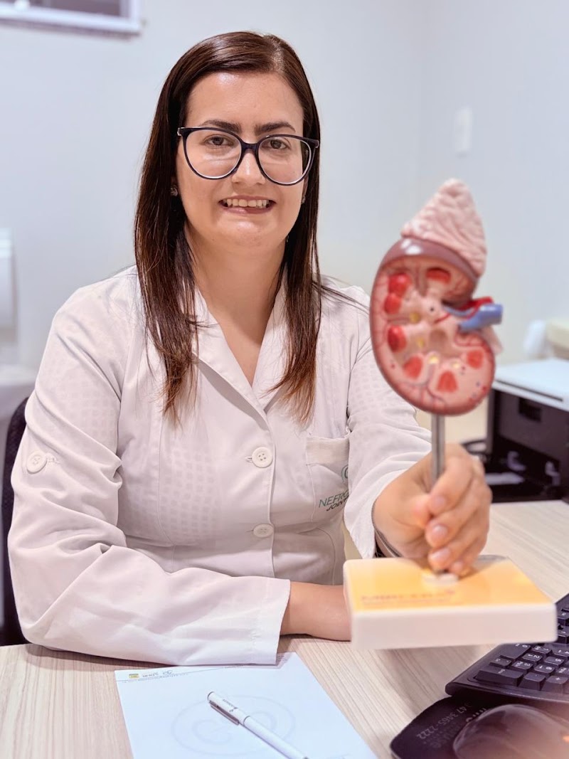 Dra. Nicole Nefrologia