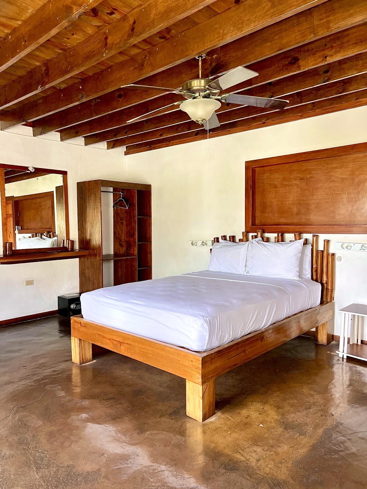 Sea Cliff Resort & Spa
