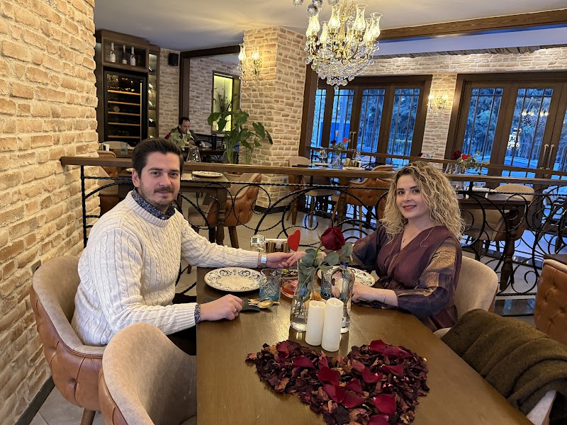 Ahura Restaurant photo 2