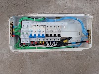 Ribeiro Elétrica | Eletricista em Curitiba