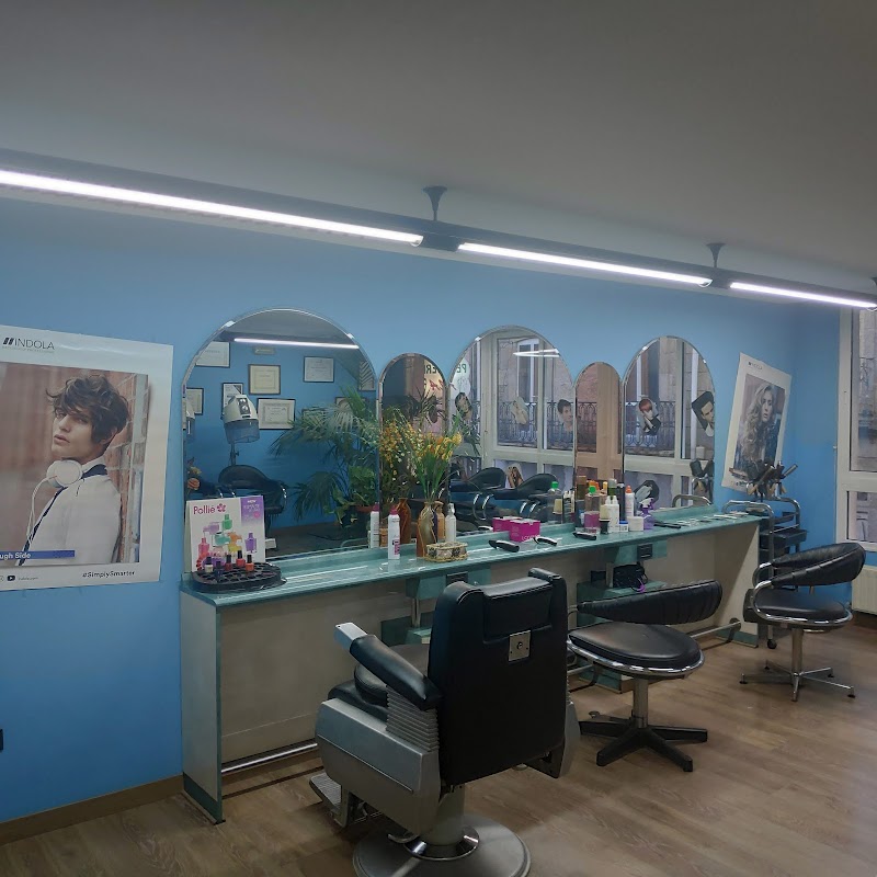 Peluquería Ana photo 3