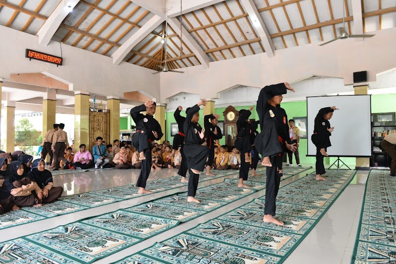 Masjid Bali Bina Insani photo 1