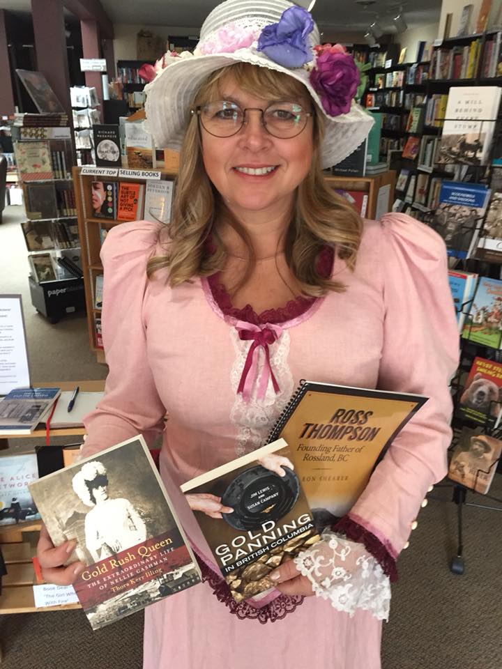 The Gold Rush Bookstore photo 3