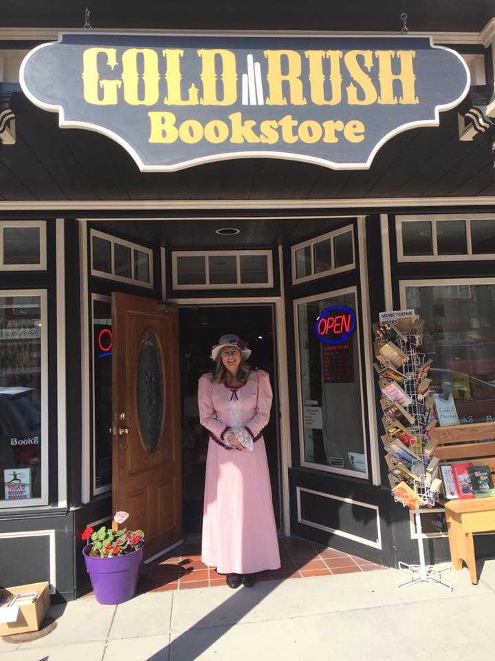 The Gold Rush Bookstore photo 4