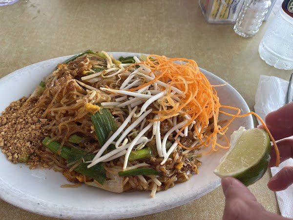 Folk Thai Kitchen photo 3