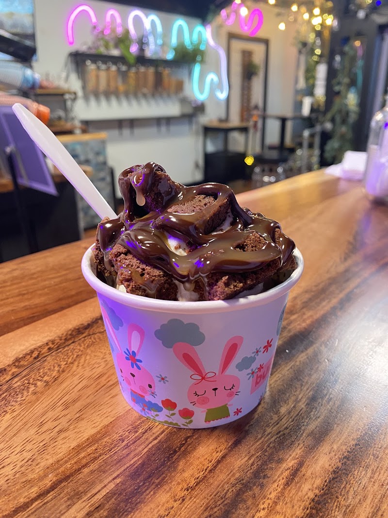 Fat yeti froyo photo 2