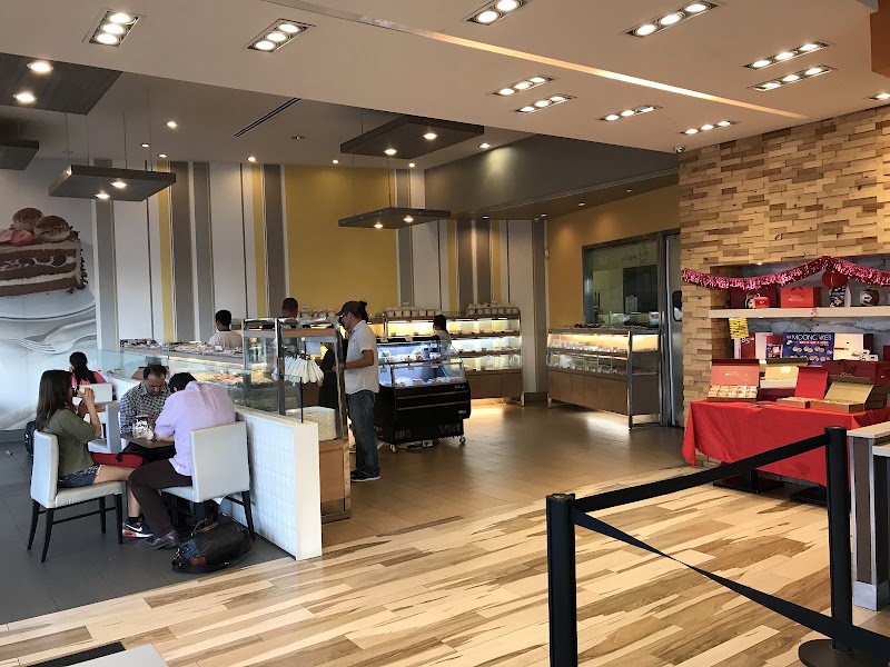 85°C Bakery Cafe - Gardena photo 1