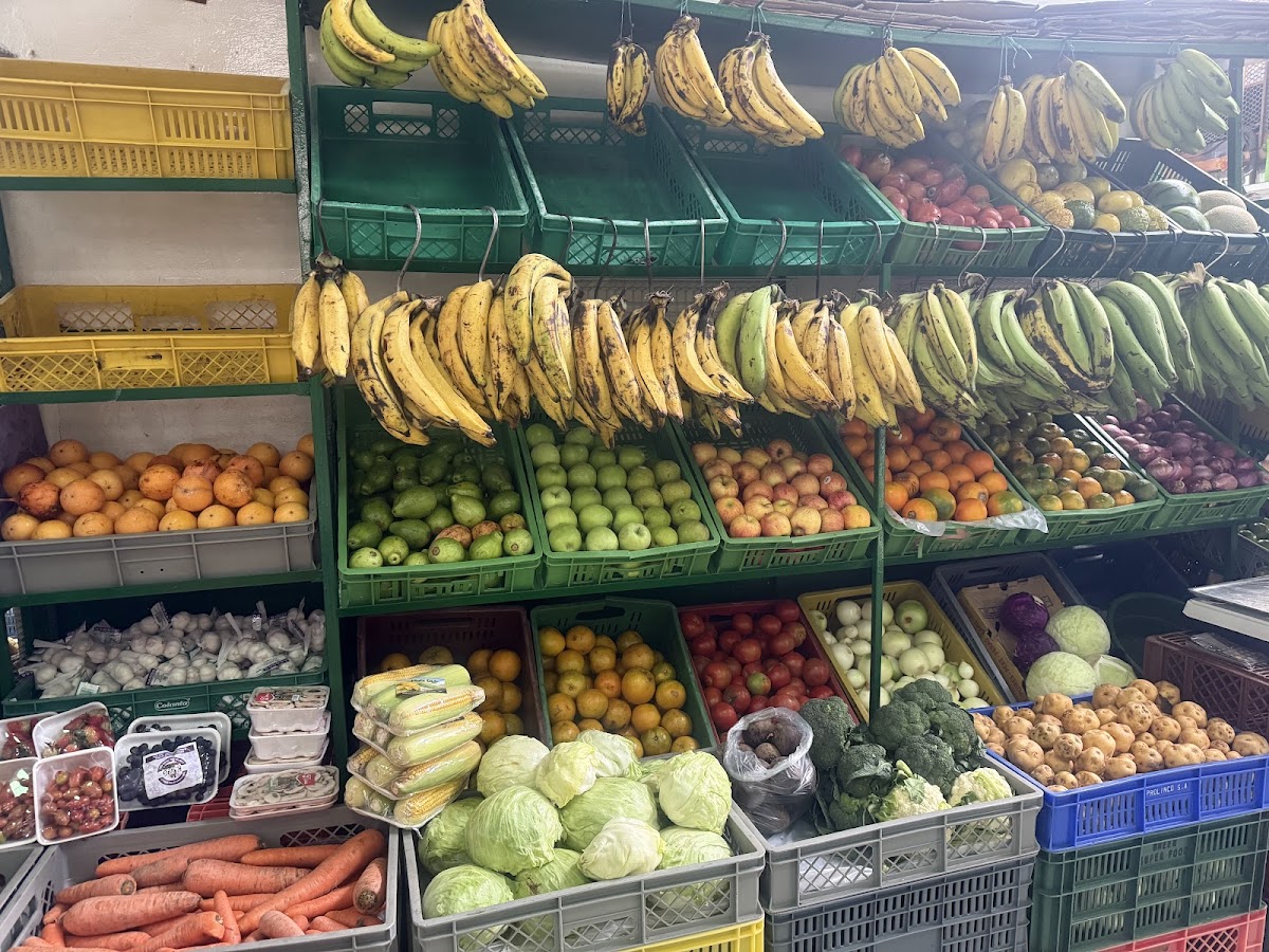 Plaza de Mercado La América