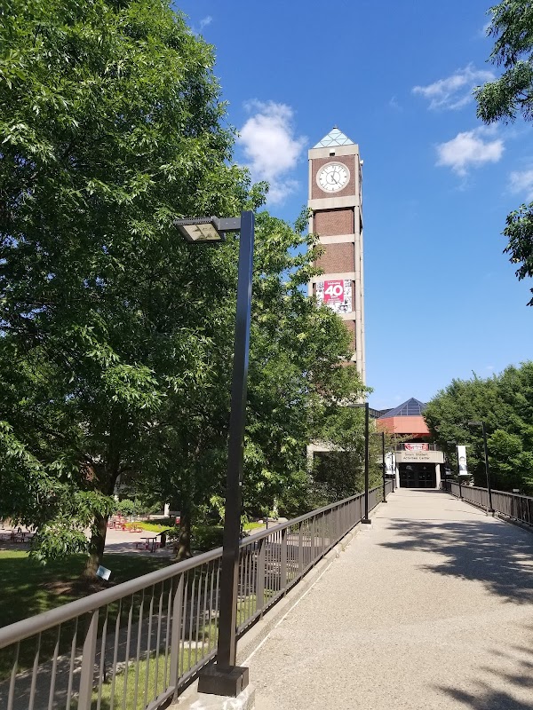 U OF L THORNTONS ACADEMIC CENTER exterior