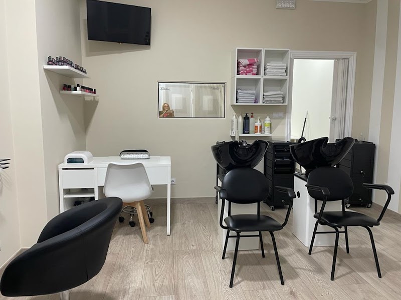 Peluquería Ana photo 1