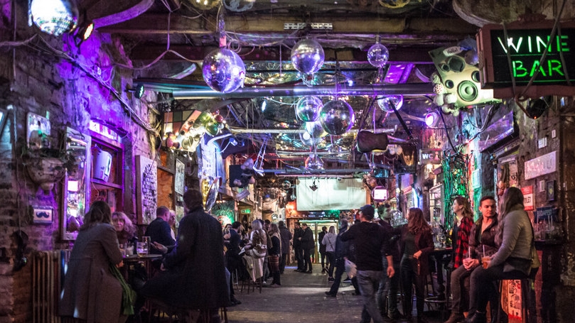 Szimpla Kert fotoğraf 1