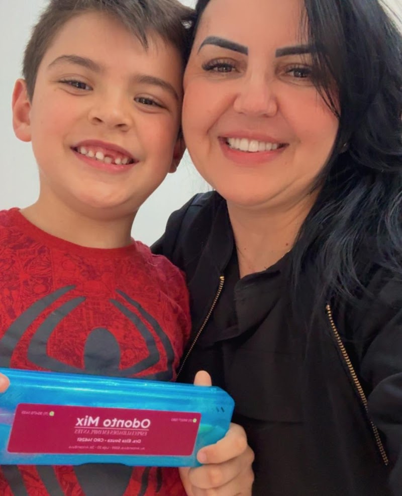 Dentista Odontomix Paraíso - Odontopediatria, Tratamento de Canal, Clareamento Dental, Implante Dentário, Aparelho Invisível - foto 4