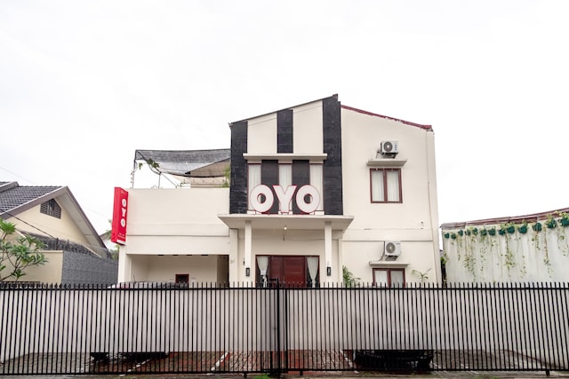 Rumah Kost Oxy Art