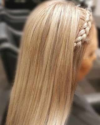 The hair studio photo 2