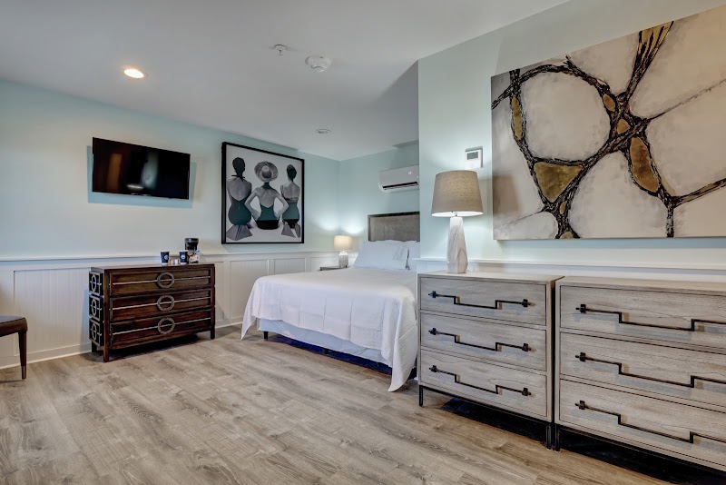 Loggerhead Inn & Suites - Topsail Island