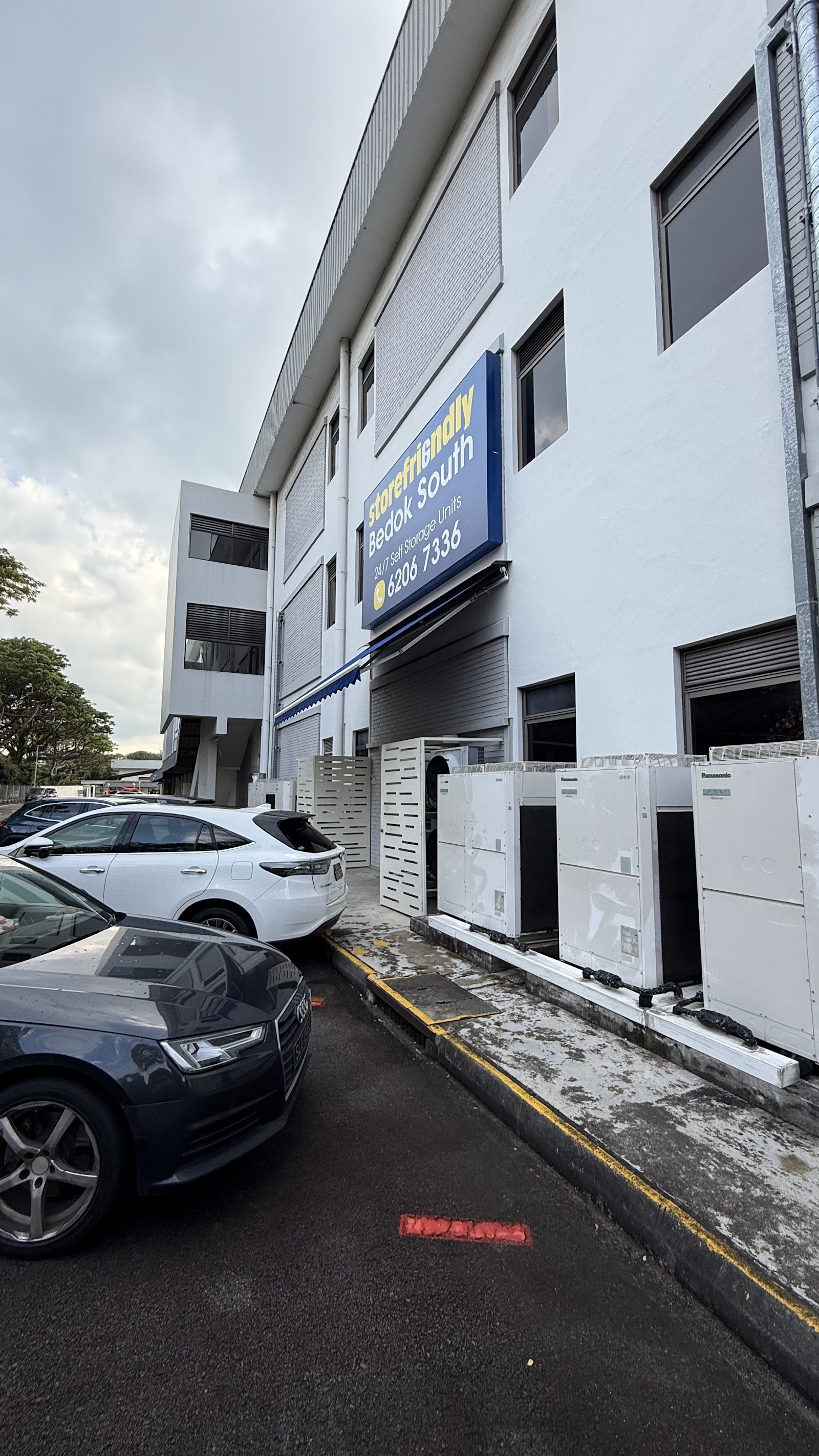 Storefriendly facility in Bedok, Singapore - Exterior 1