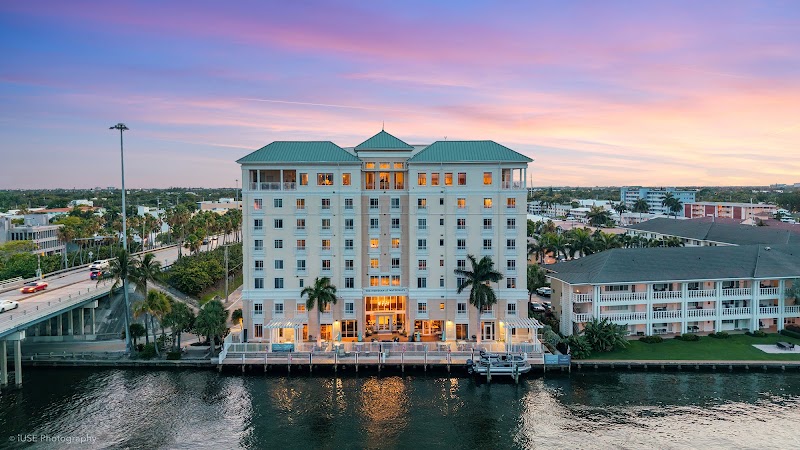 The Meridian At Waterways