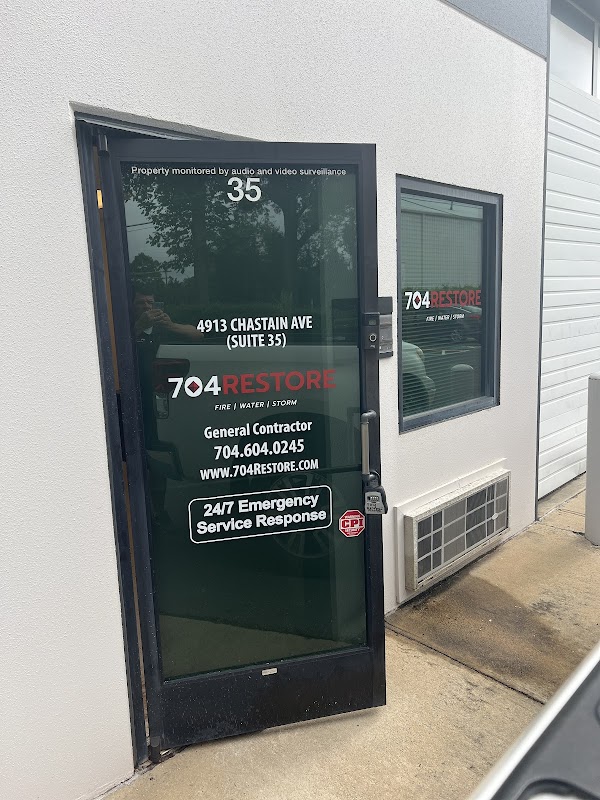 704 Restore — photo