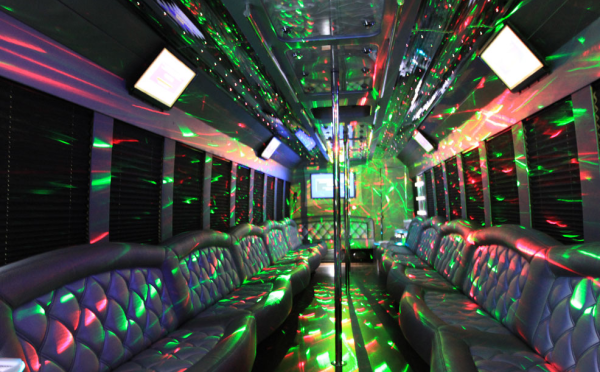 Chic's Limousine and Transportation: Google Places image 4