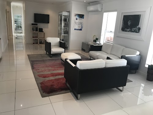 Davies C N K T/a Z D Hair Clinic cc logo