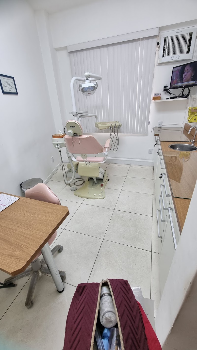 Consultório Odontológico Dra. Dryele Alcântara Reabilitação Oral e Estética | Dentista Tijuca - foto 5