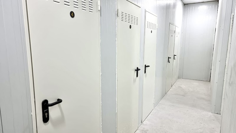 Trastero No Tengo Sitio en Tr.ª Menéndez y Pelayo, 23003 Jaén, España - MejorTrastero