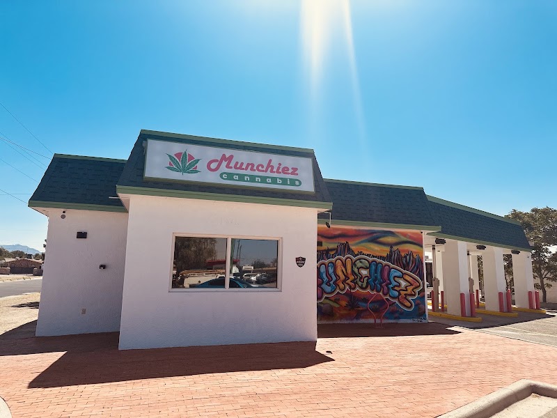 Video tour of Munchiez Cannabis Dispensary Las Cruces retail environment