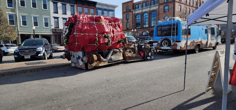 Washington House photo 3