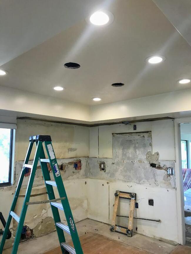 Jordan & Sons Electricians