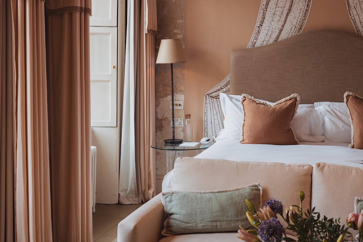 No.15 by GuestHouse, Bath, dog-friendly hotel in Bath