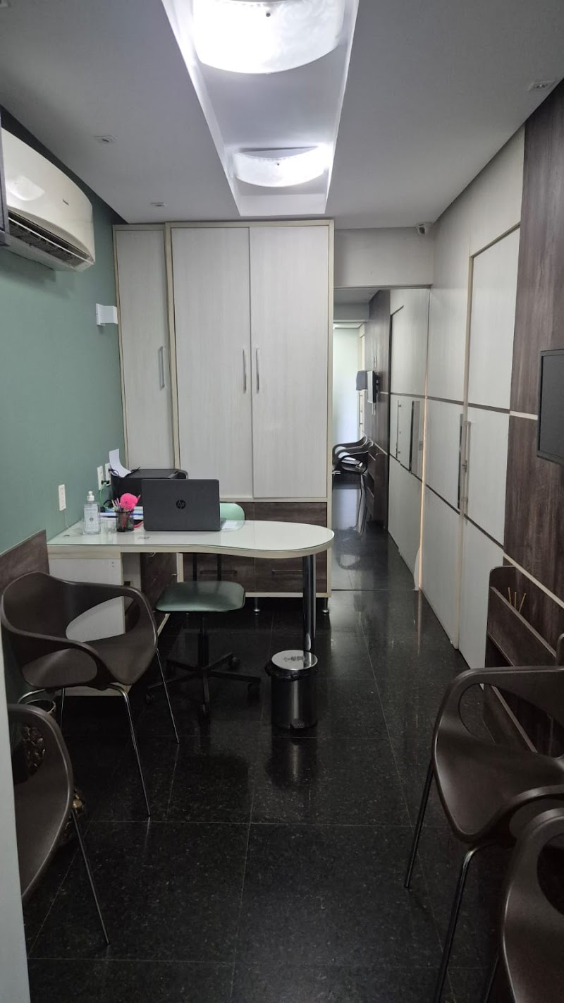 Dra. Rísia - foto 3