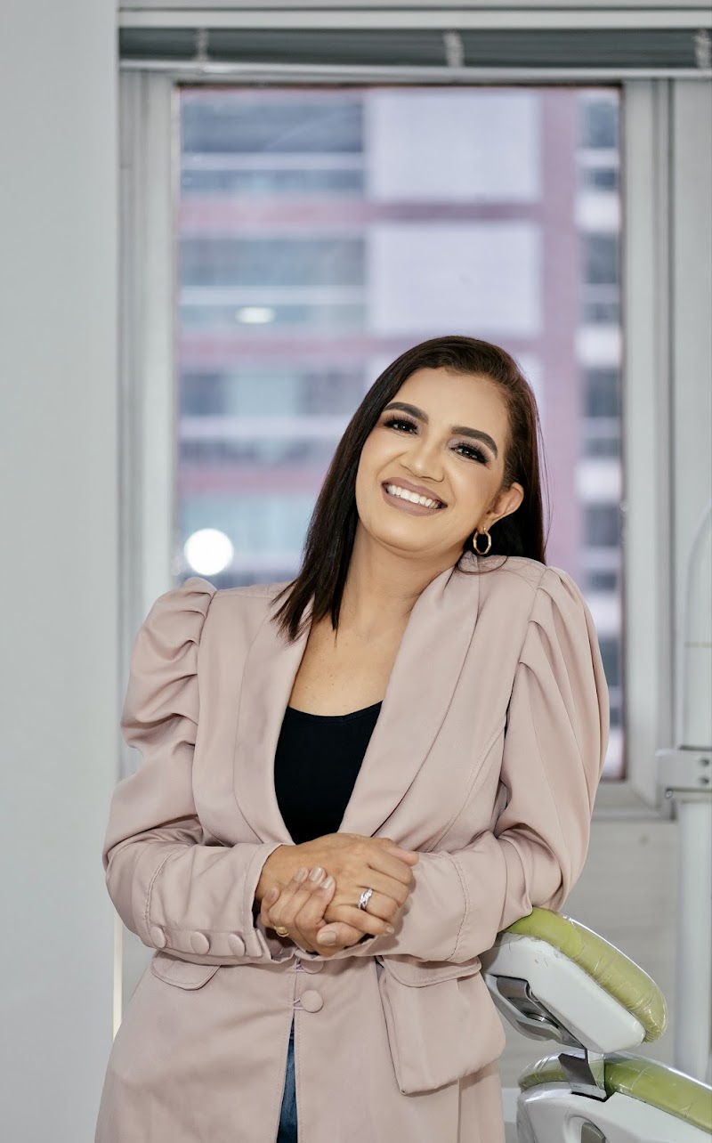 Dra. Rísia - foto 5