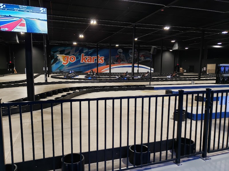 Universal Nonstop photo 4