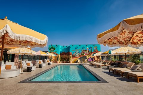 Hollywood Volume, dog-friendly hotel, photo 5