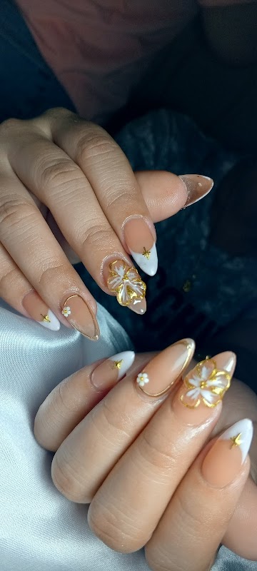 DINE CLASSIQUE NAILS