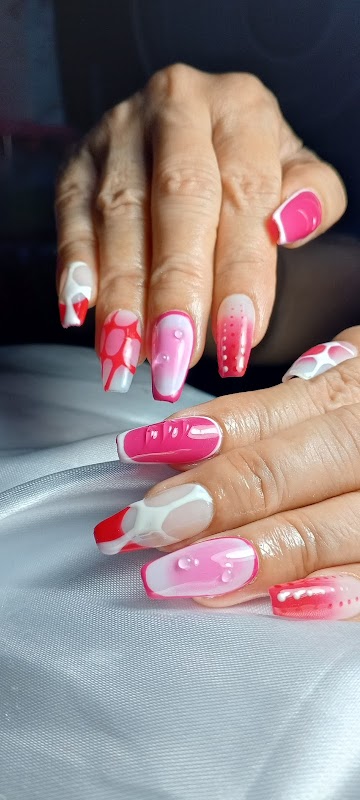 DINE CLASSIQUE NAILS