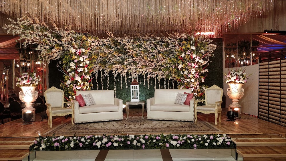 The Court Marquee wedding venue photo 2