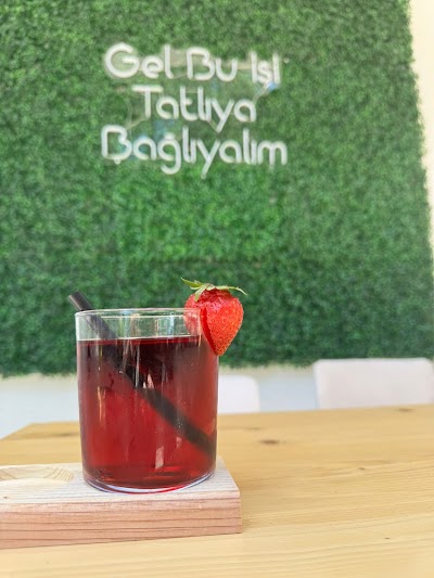 Laya Dessert & Coffee - Kafe - Burhaniye