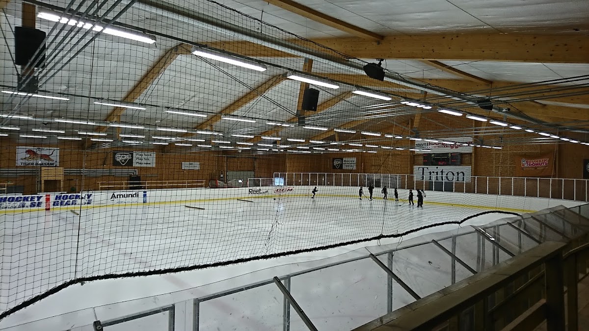 Östra Ishallen (Stockholm)