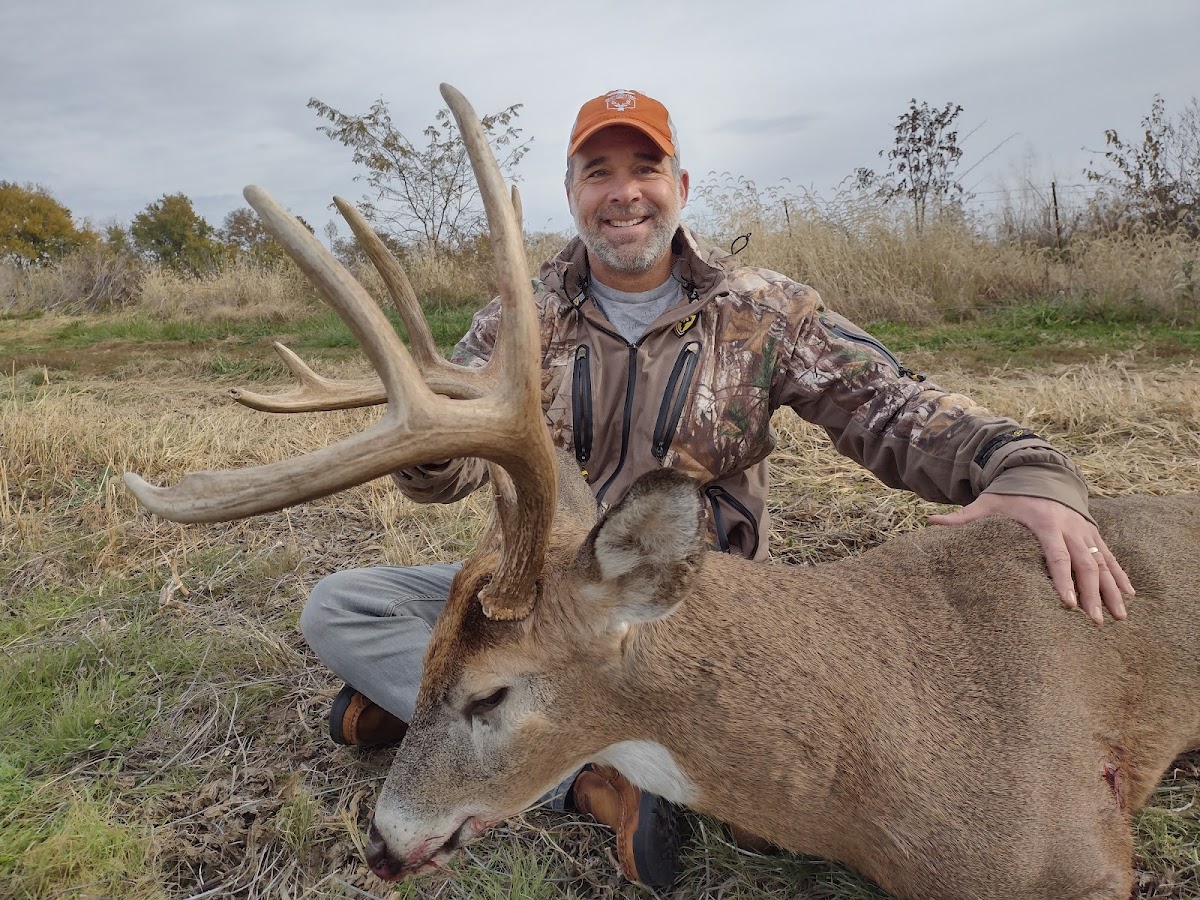 Espey Outfitters : Missouri Deer Hunts