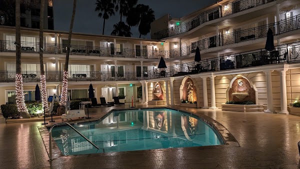 Beverly Hills Plaza Hotel & Spa